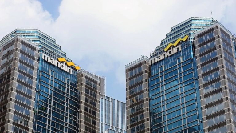 Rekening Koordinator Pati Diblokir, Bank Mandiri Sebut Atas Permintaan Aparat Penegak Hukum